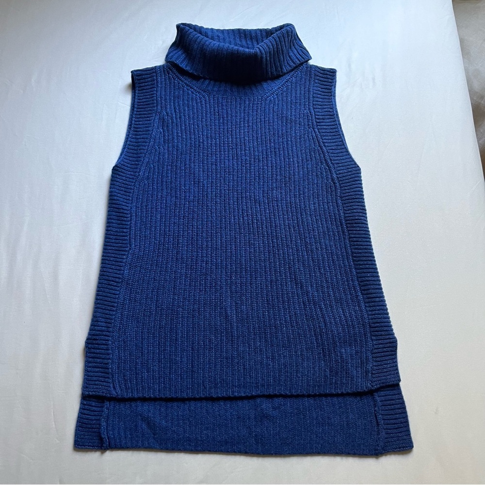 Sleeveless Cowl Neck Sweater - Navy